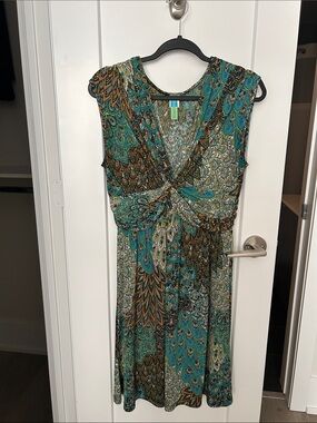 Dress Teal and Brown Paisley Twist-Front Midi Dress